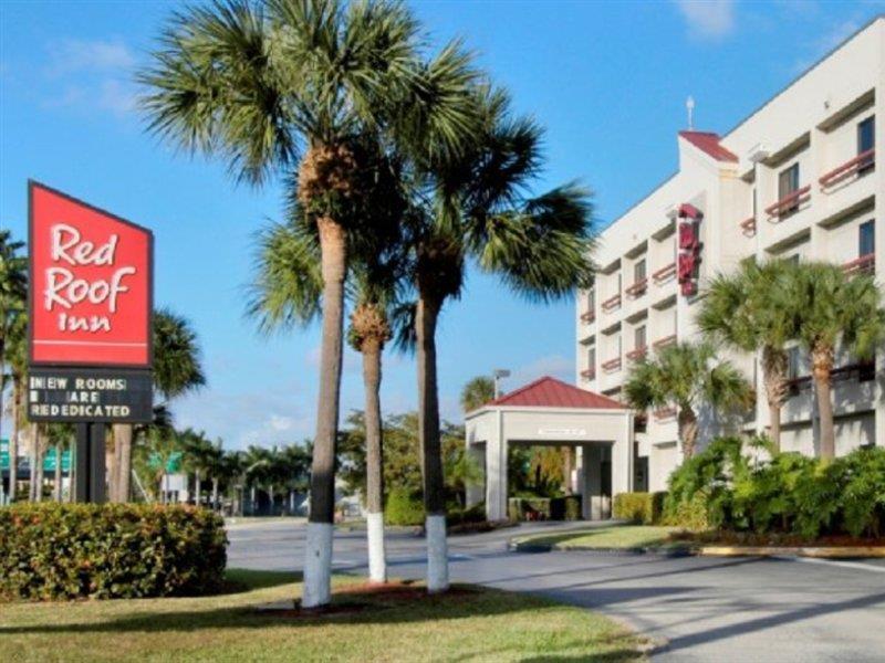 Red Roof Plus Miami Airport Hotel Exterior photo